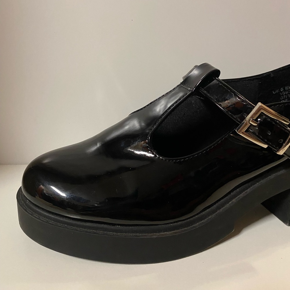 ASOS DESIGN Stealth Mary Jane Chunky Mid Heeled Shoes Black Patent Women’s 8 - Picture 10 of 12